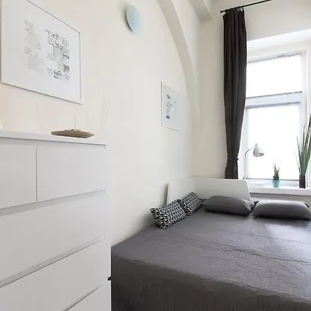 Eotvos Design Lägenhet *