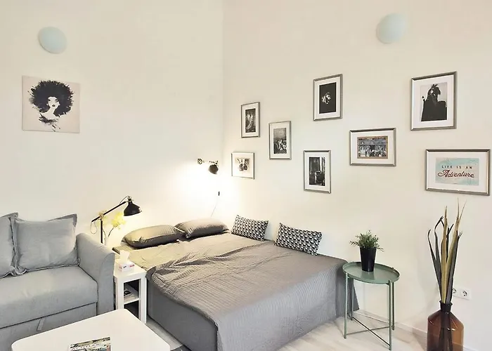 Appartement Eotvos Design